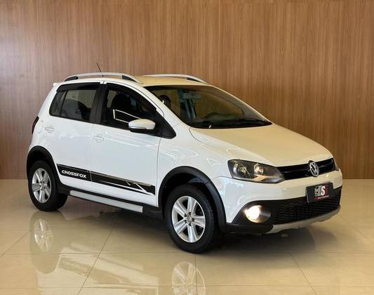 VOLKSWAGEN CROSSFOX 1.6 MI FLEX 8V 4P MANUAL